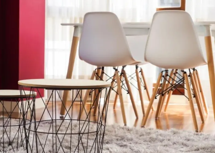 La Biblioteca Apartment